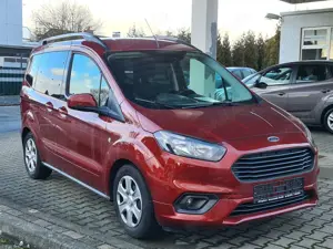 Ford Tourneo Courier 1.5 TDCI *53.TKM!*SITZHEIZUNG*TEMPOMAT*5-SITZER* Bild 4