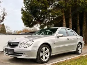 Mercedes-Benz E 500 4matic NAVI/SHZ/SK/AHK