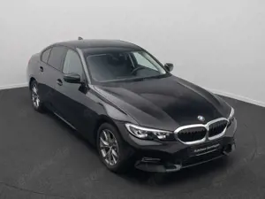 BMW 330 Sport Line DAB Alarm Geschwindig Teilleder Bild 3