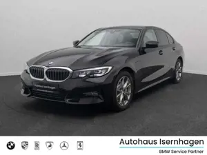BMW 330 Sport Line DAB Alarm Geschwindig Teilleder Bild 1