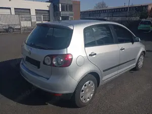 Volkswagen Golf Plus 1.9 TDI DSG Sportline Scheckheft Bild 3