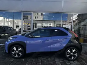 Toyota Aygo X 1,5 Hybrid Teamplayer (AB7) Bild 4