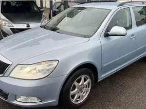 Skoda Octavia Ambiente 4X4-aus Schweiz-Motor überholt