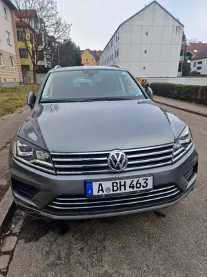 Volkswagen Touareg 3.0 V6 TDI SCR Blue Motion DPF Automatik Executive