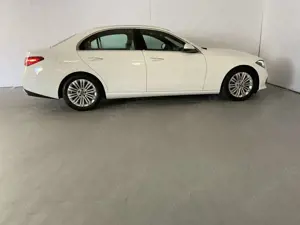 Mercedes-Benz C 180 C 180 AVANTGARDE Schiebedach Standheizung 360° Bild 4