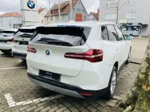 BMW X3 20d xDrive +Sportsitze+ Bild 5