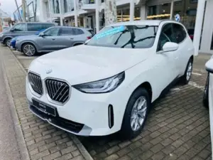 BMW X3 20d xDrive +Sportsitze+ Bild 3