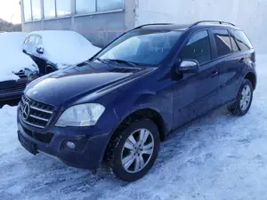 Mercedes-Benz ML 280 4 Matic Xenon Leder Schiebedach AHK HU/AU 10/2027