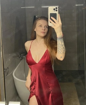 Vaela, schüchtern, aber provokant 