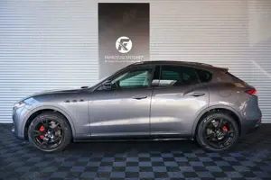 Maserati Levante 3.0 V6 GT/4WD/360°/ACC/CARPLAY/PANO Bild 2