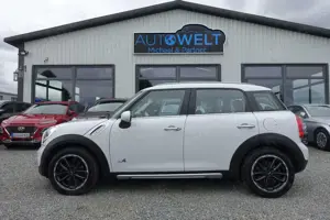 MINI Cooper Countryman ALL4 1.6 T Aut.NAVI XEN PDC 17