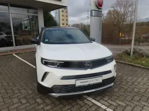 Opel Mokka-E e Ultimate Voll_LED IntelliLux Bild 2
