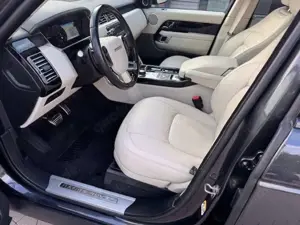 Land Rover Range Rover Vogue D350/MOTOR NEU bei LAND ROVER