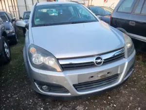 Opel Astra Astra 1.6 Caravan Edition