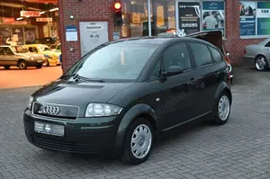 Audi A2 1.4 *KLIMA*SERVICEHU NEU*GARANTIE* Bild 2