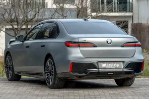 BMW 740 d M SPORT.MASSAGE.INDIVIDUAL.SKY.BW.5/100 Bild 4
