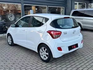 Hyundai i10 *Garantie*Klima*PDC*TUV*Edition Bild 5