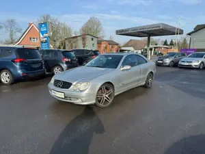 Mercedes-Benz CLK 240 AVANTGARDE TÜV/LEDER/KLIMA/ALU