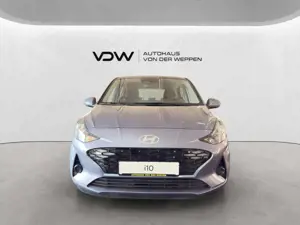 Hyundai i10 TREND + KLIMAAUTOM.+LADESCHALE HANDY U.V.M.! Bild 2