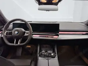 BMW 520 d xDrive Touring [M Sport, HUD, AHK, ACC] Bild 5