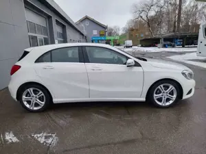 Mercedes-Benz A 180 CDI / d BlueEfficiency+ILS+NAVI+PDC+XENON