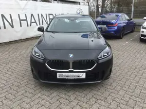 BMW 120 iA Limo Navi  FLA 17'' adLED Kamera Komf-Zug. Sitz Bild 3