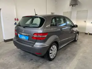 Mercedes-Benz B 200 CDI Xenon*Navi*Pano*Leder*PDC*SHZ* ParkAss Bild 4