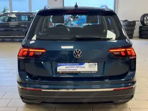 Volkswagen Tiguan Life*Navi*LED*R-Cam*ACC*3-Zonen-Klima*AHK* Bild 5