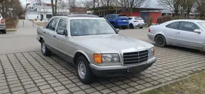 Mercedes-Benz 280 280SE