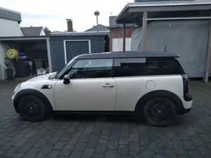 MINI Cooper Clubman MINI CLUBMAN Bild 2