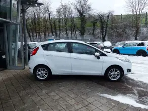Ford Fiesta 1,0 EcoBoost "Titanium", AHK, Klima uvm. Bild 2