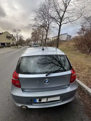 BMW 116 116d DPF Basic Edition