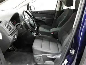 Volkswagen Sharan Sharan 2.0 TDI Comfortline United PANO STH ACC Bild 3