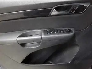 Volkswagen Sharan Sharan 2.0 TDI Comfortline United PANO STH ACC Bild 4