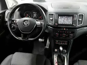 Volkswagen Sharan Sharan 2.0 TDI Comfortline United PANO STH ACC Bild 5