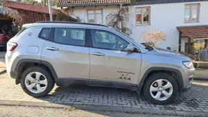 Jeep Compass Compass 2.0 MultiJet Active Drive Automatik Longitude
