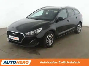 Hyundai i30 1.4 MPI Passion*SPUR*PDC*SHZ*KLIMA*TEMPO*