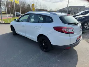 Renault Megane Paris Bild 2