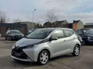 Toyota Others AYGO x-play touch PDC/Service neu/Touchscreen