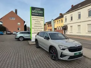 Skoda Kodiaq RS 4X4, 7 Sitzer, PANO, AHK, HEAD UP