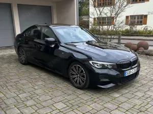 BMW 320 320 d M Sport AHK Headup 1 Hand Unfallfrei