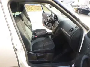 Skoda Yeti Adventure 4x4 Behördenfahrzeug; 12Mon. Garantie Bild 4