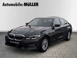 BMW 320 i Limousine Luxury Line Aut. NAVI+LEDER+GLASDACH+H