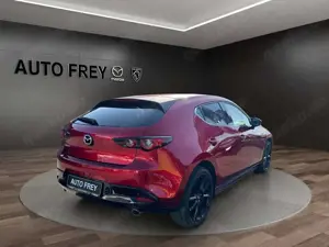 Mazda 3 2.5L e-SKYACTIV G 140ps Automatik HOMURA Bild 2