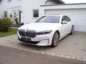 BMW 745 Le xDrive BW/Soft/360/ACC/Head/EGSD/Laser/20