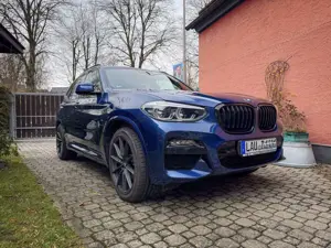 BMW X3 30i xDrive M-Sport; AHK; HUD; Kamera; Leder