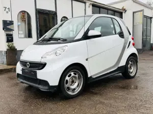 smart forTwo coupe Micro Hybrid Drive Automatik Leder Bild 3
