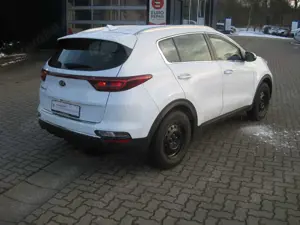 Kia Sportage Vision 2WD Bild 3