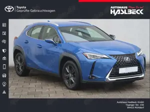 Lexus UX 250h Launch Edition