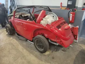 Volkswagen Käfer 1303 Cabrio Restaurationsabbruch Projekt